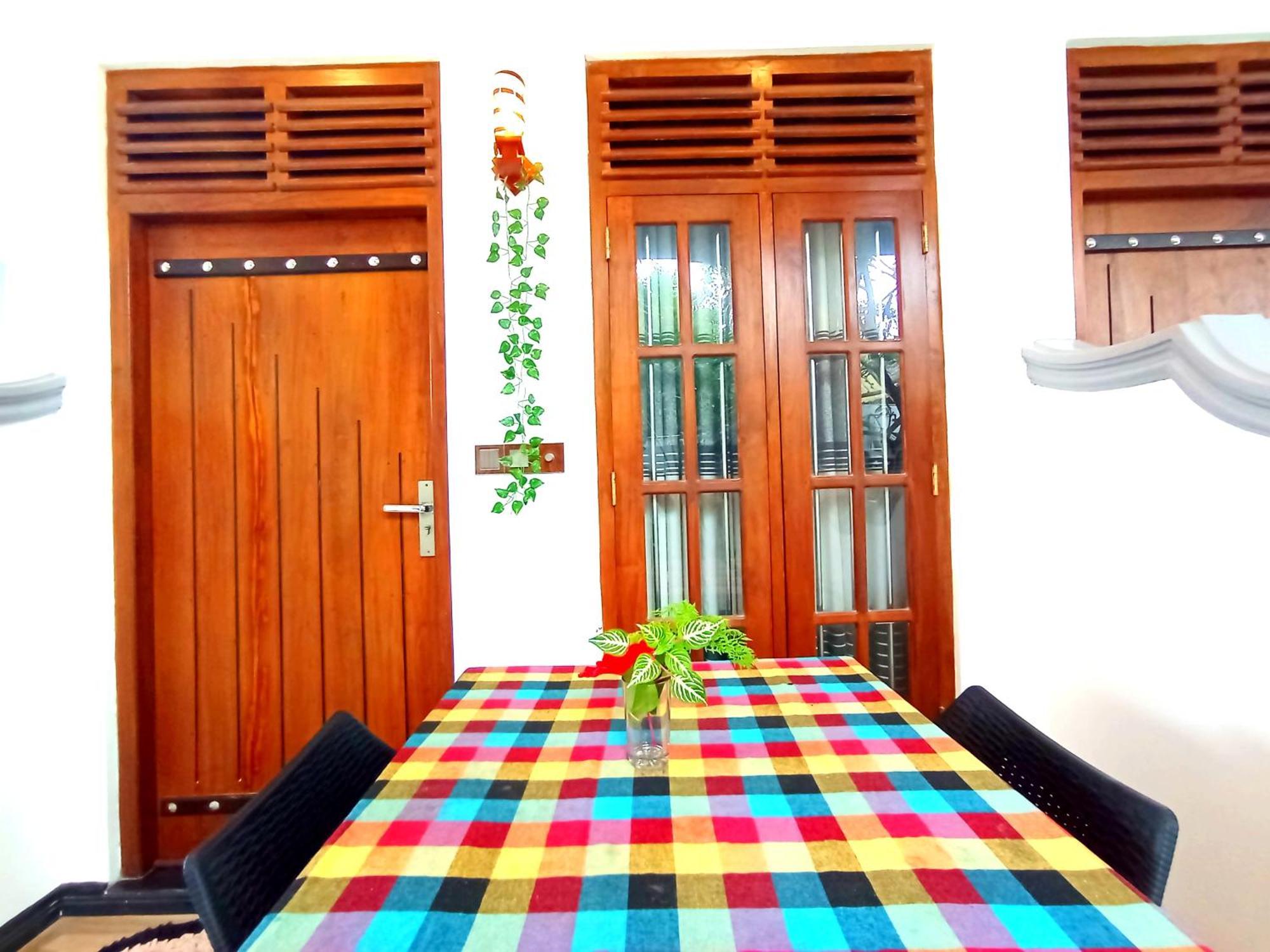 Ramesh Guesthouse Mirissa Exterior foto